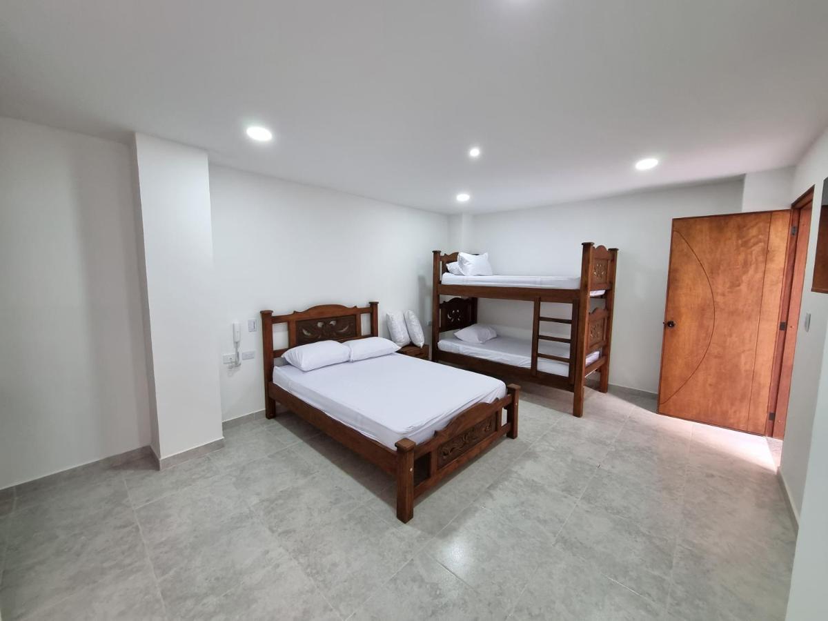 Hotel Antonella Plaza Pinchote Eksteriør bilde