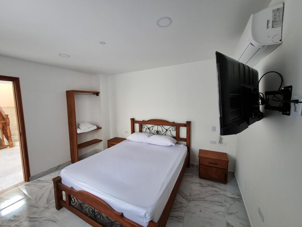 Hotel Antonella Plaza Pinchote Eksteriør bilde