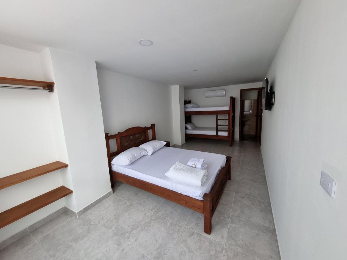 Hotel Antonella Plaza Pinchote Eksteriør bilde