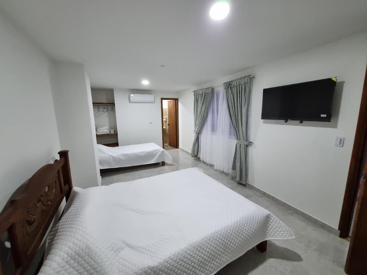 Hotel Antonella Plaza Pinchote Eksteriør bilde