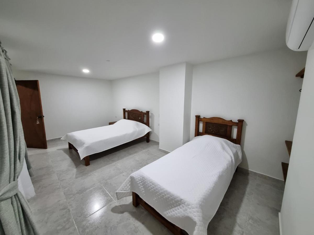 Hotel Antonella Plaza Pinchote Eksteriør bilde