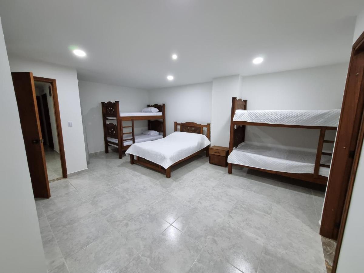 Hotel Antonella Plaza Pinchote Eksteriør bilde